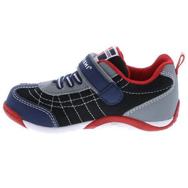 Boys sports outlet shoes